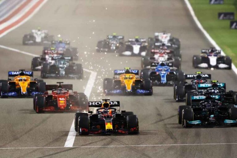 Band é obrigada a exibir corrida da Fórmula 1 e tem cobertura do 2º turno das eleições prejudicada