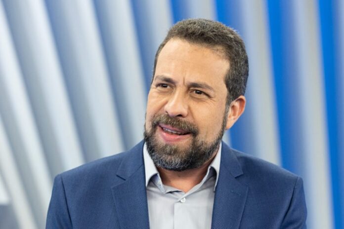 Guilherme Boulos - Foto: Edu Moraes/Divulgação Record Guilherme Boulos - Foto: Edu Moraes/Divulgação Record