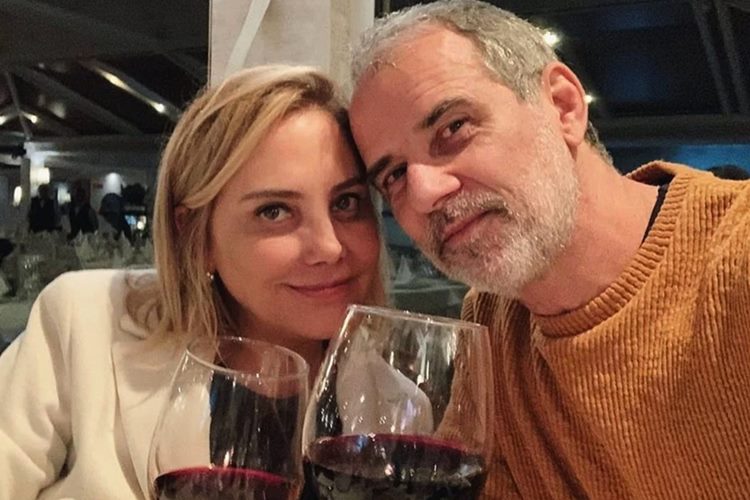 Heloísa Périssé anuncia o fim do casamento com diretor Mauro Farias