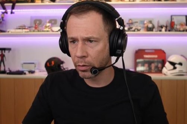 Tiago Leifert rebate acusações após ser detonado por fala sobre Vini Jr.