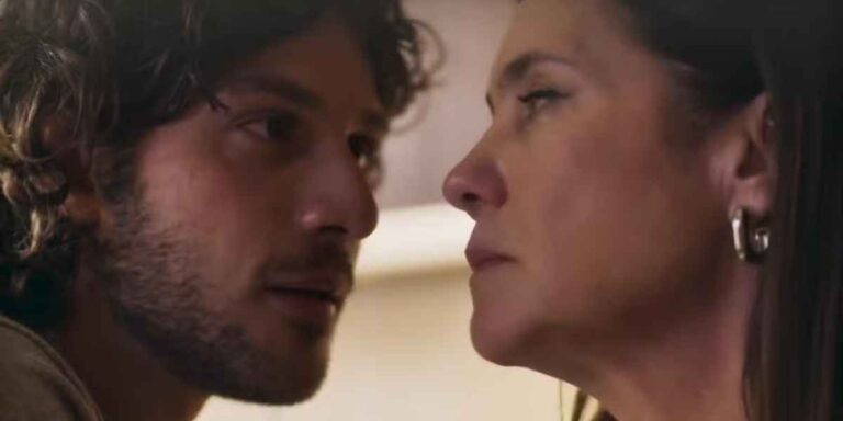 Mania de Você: Mavi questiona Mércia sobre o seu passado