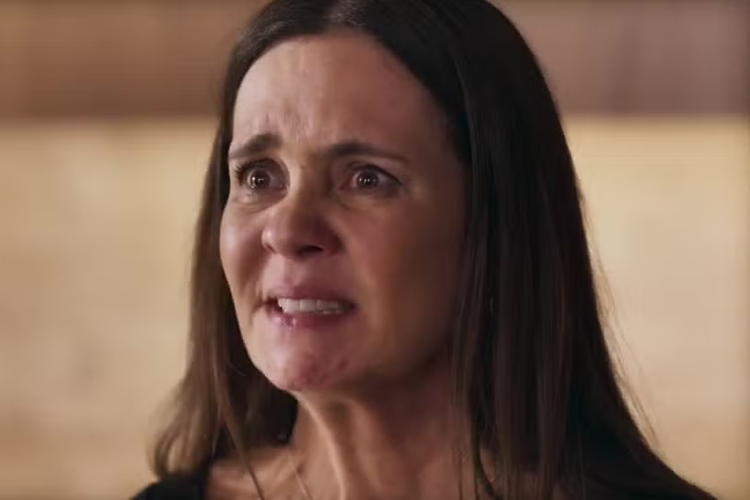 Mania de Você: Mércia apunhala Mavi e acaba prisioneira do filho