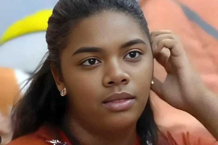 A Fazenda 16: Saída de Raquel Brito faz peoa se tornar a nova favorita do público