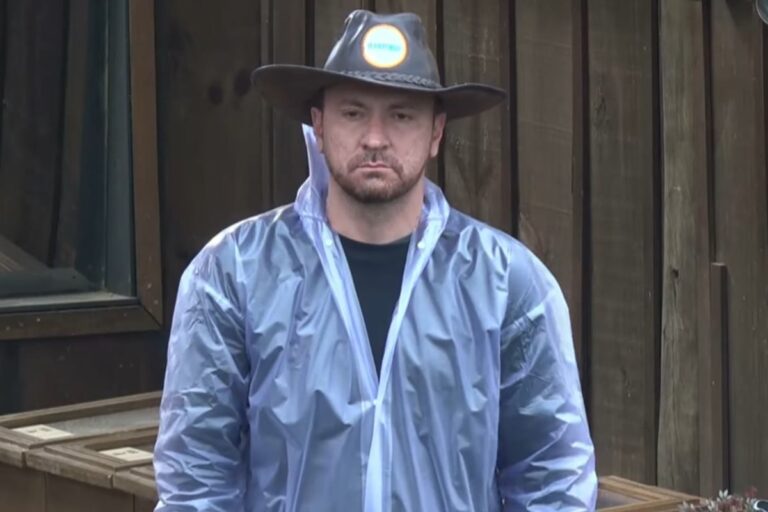 A Fazenda 16: Zé Love evita indiretas e distribui tarefas da semana, veja!