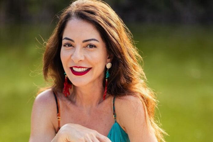 ana-paula-padrao-band Ana Paula Padrão