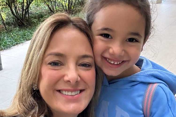 Ticiane Pinheiro mostra momento especial da filha na escola: ‘Elas se amam’