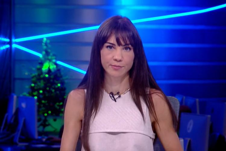 Amanda Klein rompe silêncio após trocar à RedeTV! pelo SBT: “A vida é feita de fases”