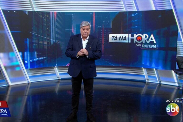 Datena estreia no comando do ‘Tá Na Hora’ e cita Silvio Santos: “orgulho enorme”