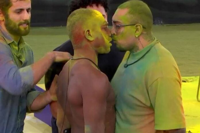 Davi e MC Bin Laden em discussão no BBB24 Davi e MC Bin Laden em discussão no BBB24. (Foto: reprodução/Globo)