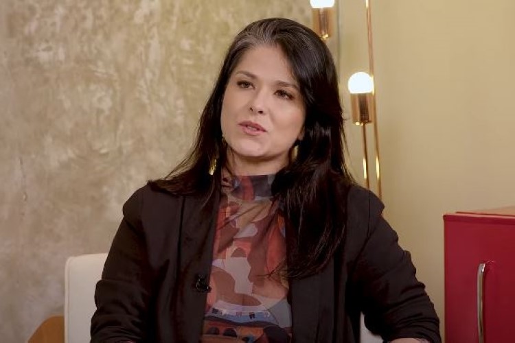 Samara Felippo rebate críticas sobre não gostar de ser mãe: “É um horror”