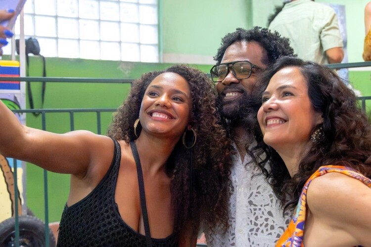 xande de pilares volta por cima Jéssica Ellen, Xande de Pilares e Tereza Seiblitz em Volta por Cima