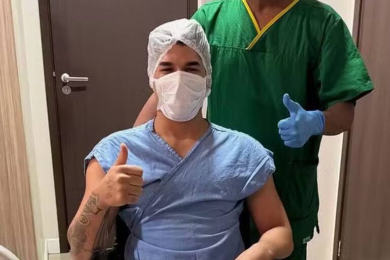 Zé Vaqueiro é internado e passa por procedimento cirúrgico