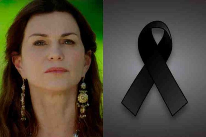 Adriana Garambone e símbolo de luto Adriana Garambone e símbolo de luto (Montagem/Área VIP/Record/Internet)