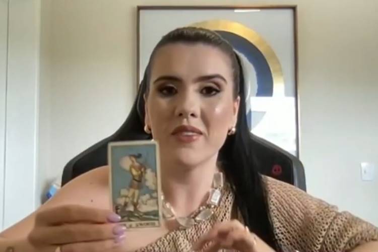 Na Globo, taróloga surpreende e prevê gravidez de três famosas em 2025; saiba quem