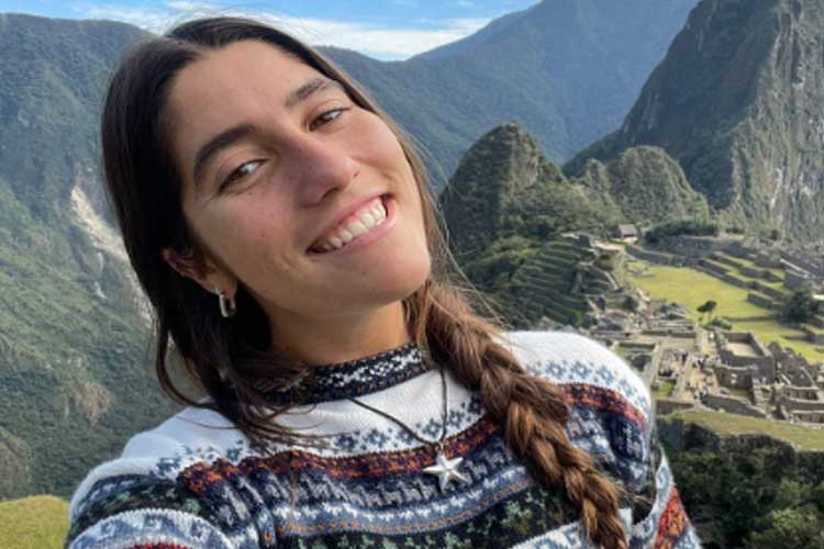 Filha de surfista brasileiro morre após acidente no Havaí e pai faz desabafo: 'Te amarei eternamente' - Área VIP