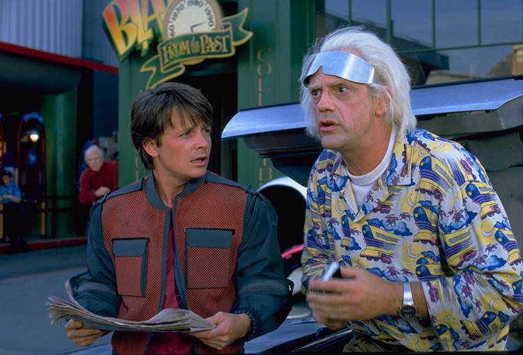 Marty McFly (Michael J. Fox) e o cientista Emmett Brown (Christopher Lloyd) em 'De Volta para o Futuro' - Divulgação
