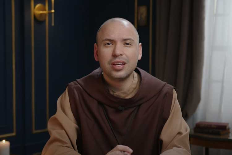 Frei Gilson recebe apoio após polêmica e conquista milhares de fãs durante transmissões na madrugada