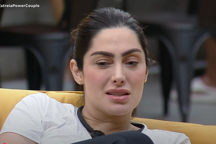 Francine no Power Couple Brasil 7 - Foto: Record