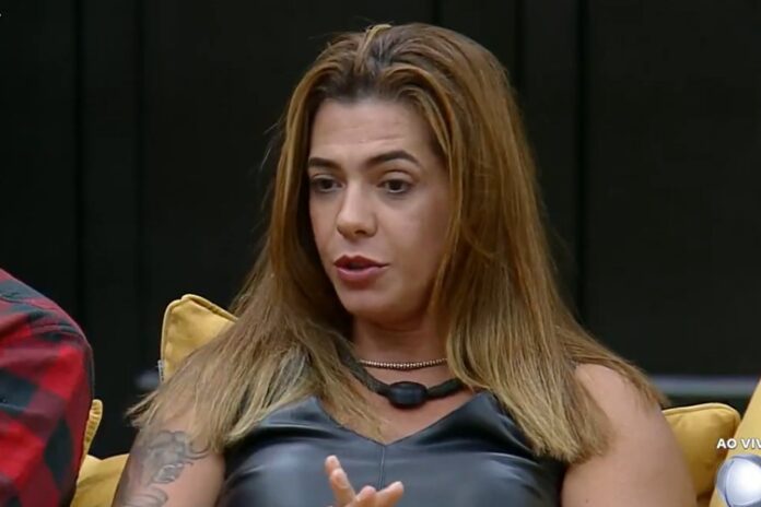 Adriana no Power Couple Brasil 7 - Foto: Record