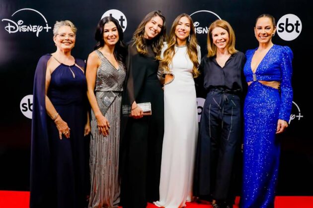 Cintia - Renata - Rebeca - Patricia - Daniela e Silvia Abravanel