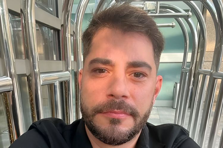 Evaristo Costa anuncia retorno após fazer mistério sobre o ‘MasterChef Brasil’, da Band