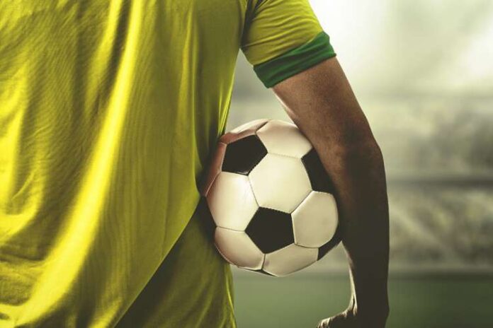 Jogador de futebol (Reprodução/Internet)
