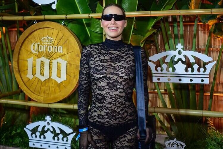 Letícia Colin no show de Lady Gaga