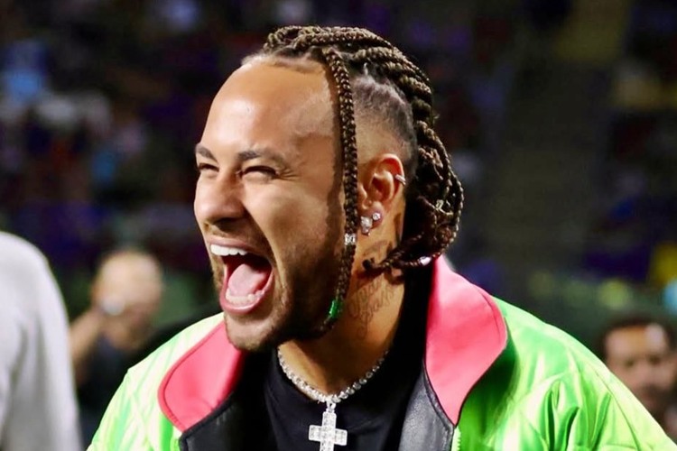 Com o Santos FC no ‘fundo do poço’, Neymar esbanja alegria e solta indireta após críticas