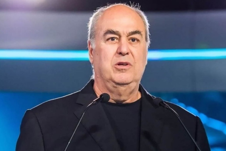 Herdeiro da Globo, Roberto Irineu Marinho compra iate de luxo avaliado em R$ 1 bilhão