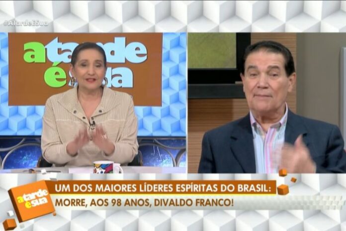 Sonia Abrão e Divaldo Franco (Reprodução: RedeTV!)