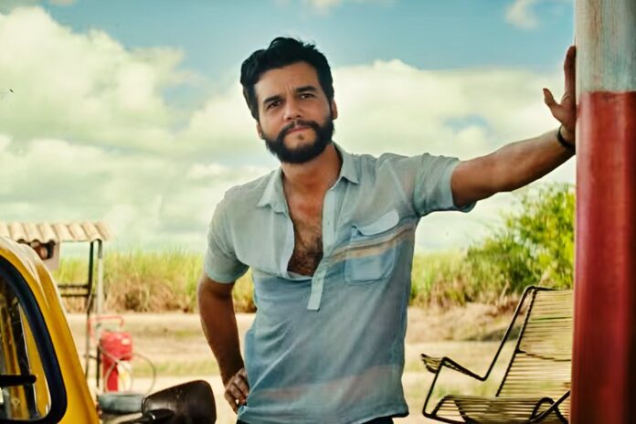 Wagner Moura em O Agente Secreto