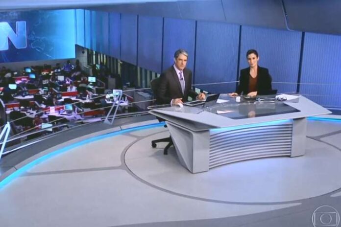 William Bonner e Renata Vasconcellos em antigo estúdio do Jornal Nacional (Divulgação/Globo)