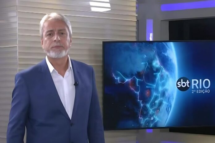 Clóvis Monteiro apresentou o 'SBT Rio 2' antes de virar 'Tá Na Hora Rio' (Reprodução: SBT Rio)