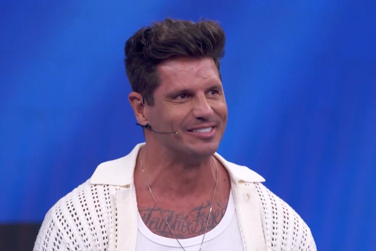 “Senti os meus pés”, revela Fernando Fernandes após voltar a andar com exoesqueleto