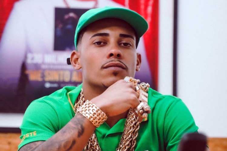 MC Poze do Rodo lança nova música após sair da prisão; assista