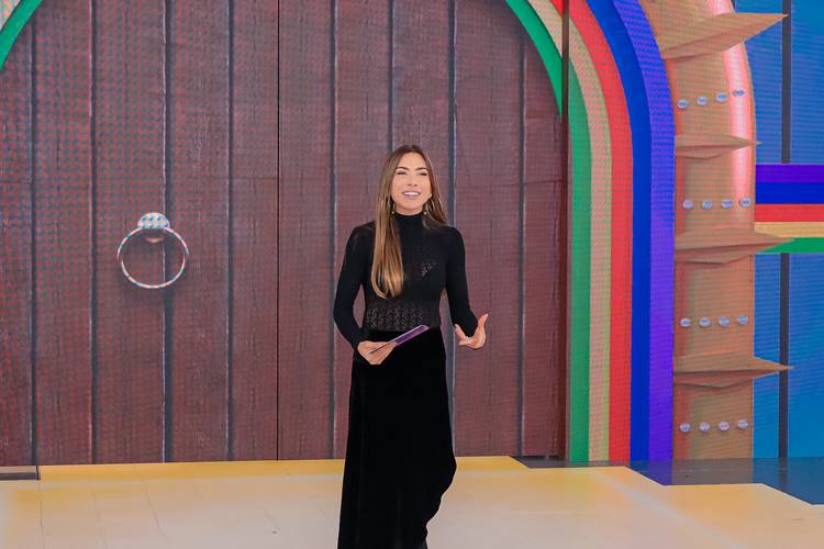 “Porta da Esperança” volta de forma definitiva ao Programa Silvio Santos com Patrícia Abravanel