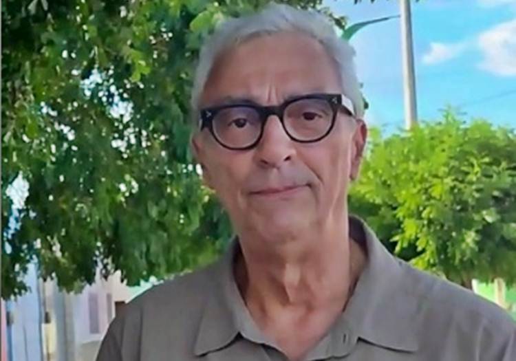 Ari Peixoto - instagram