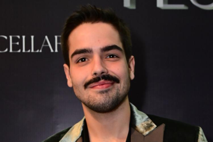 João Silva recebe famosos em sua festa em São Paulo; confira os looks