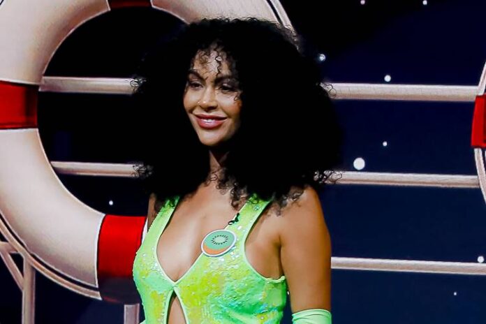 Mulher Kiwi do The Noite