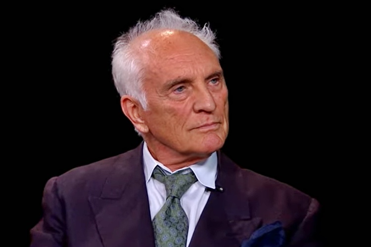 Morre Terence Stamp, ator de grande sucesso mundial, aos 87 anos