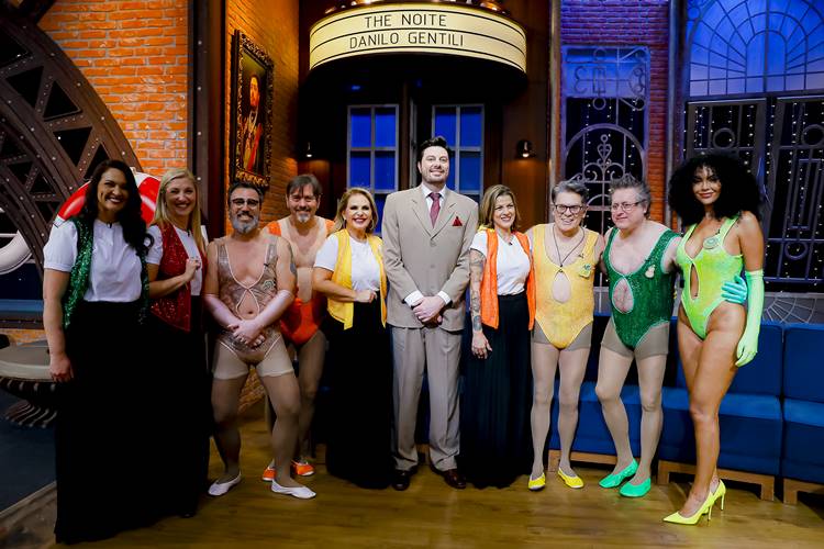 The Noite celebra os 44 anos do SBT com homenagem ao clássico Cocktail