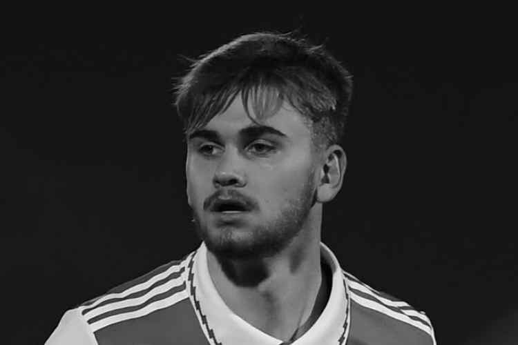 Billy Vigar, ex-jogador do Arsenal, morre aos 21 anos