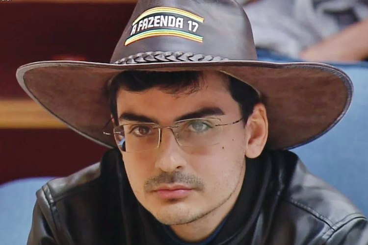 Dudu Camargo em A Fazenda 17 - Foto: Record