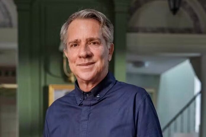 Eugênio (Luis Salem) em Vale Tudo — Foto: Globo/ Fábio Rocha