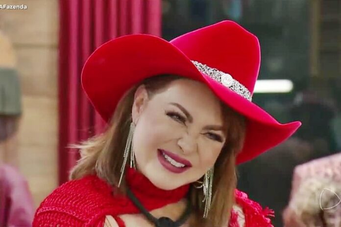 Gaby Spanic em A Fazenda 17 - Foto: Record