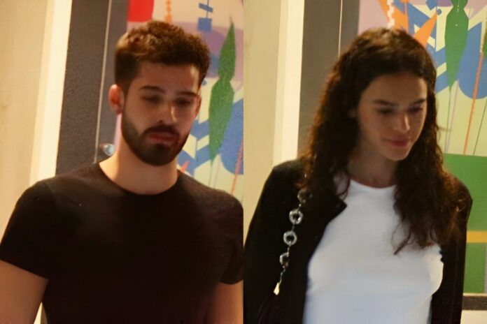 João Guilherme e Bruna Marquezine (Foto: Thiago Martins /Agnews)