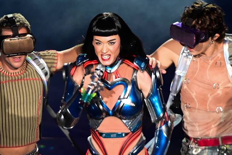 Katy Perry encerra a última noite do The Town em São Paulo