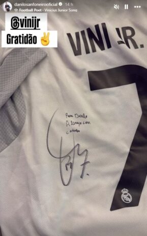 Presente de Vini Jr. ao Danilo (Reprodução/Instagram)