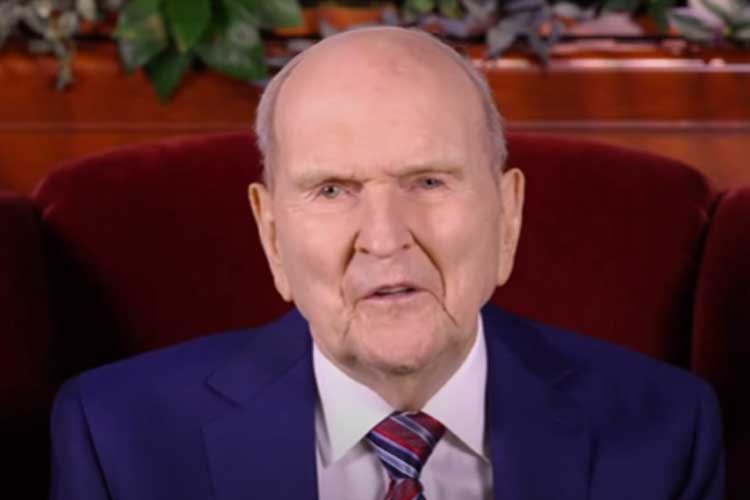 Morre Russell M. Nelson, líder da igreja mórmon, aos 101 anos