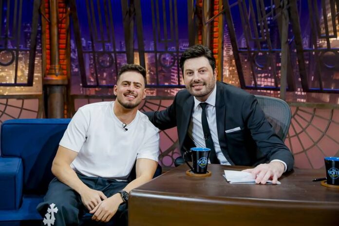 The Noite com Danilo Gentili recebe Jon Vlogs